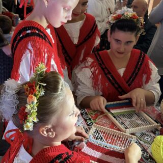 „Din Mureș în Maramureș – punte între ARTA de ieri și copiii de azi”. Proiect care a unit generații prin cultură, tradiție și emoție 14 ARTA 13