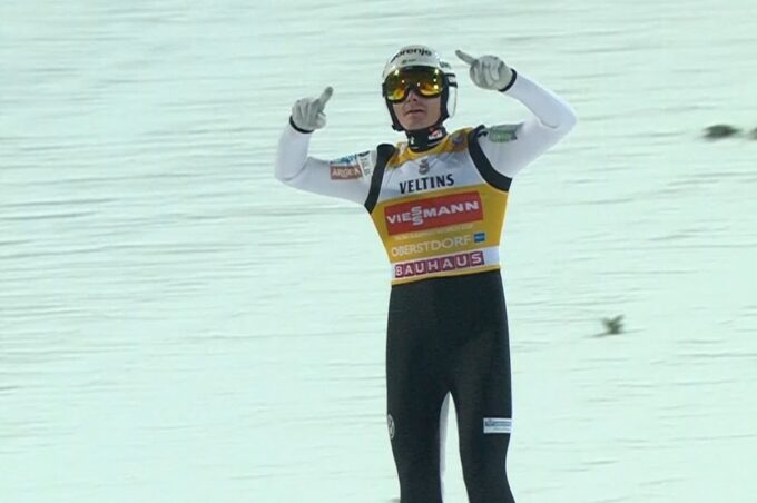 Domen Prevc domină autoritar Turneul celor 4 trambuline