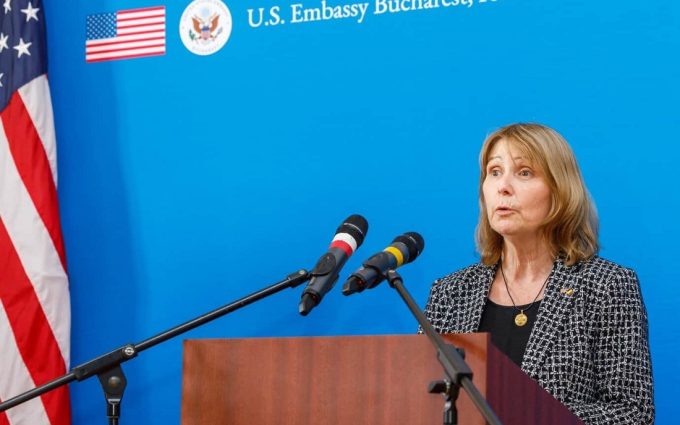 Soluția propusă de Ambasada SUA pentru ca românii să ajungă mai ușor în America, fără vize
