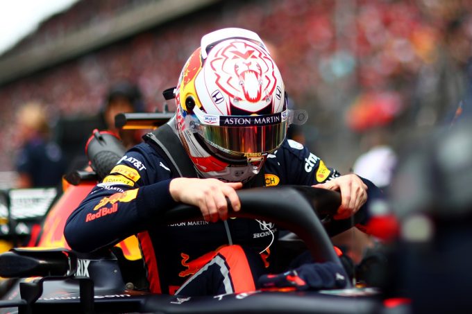 Max Verstappen, „pole” istoric pentru Red Bull, în China